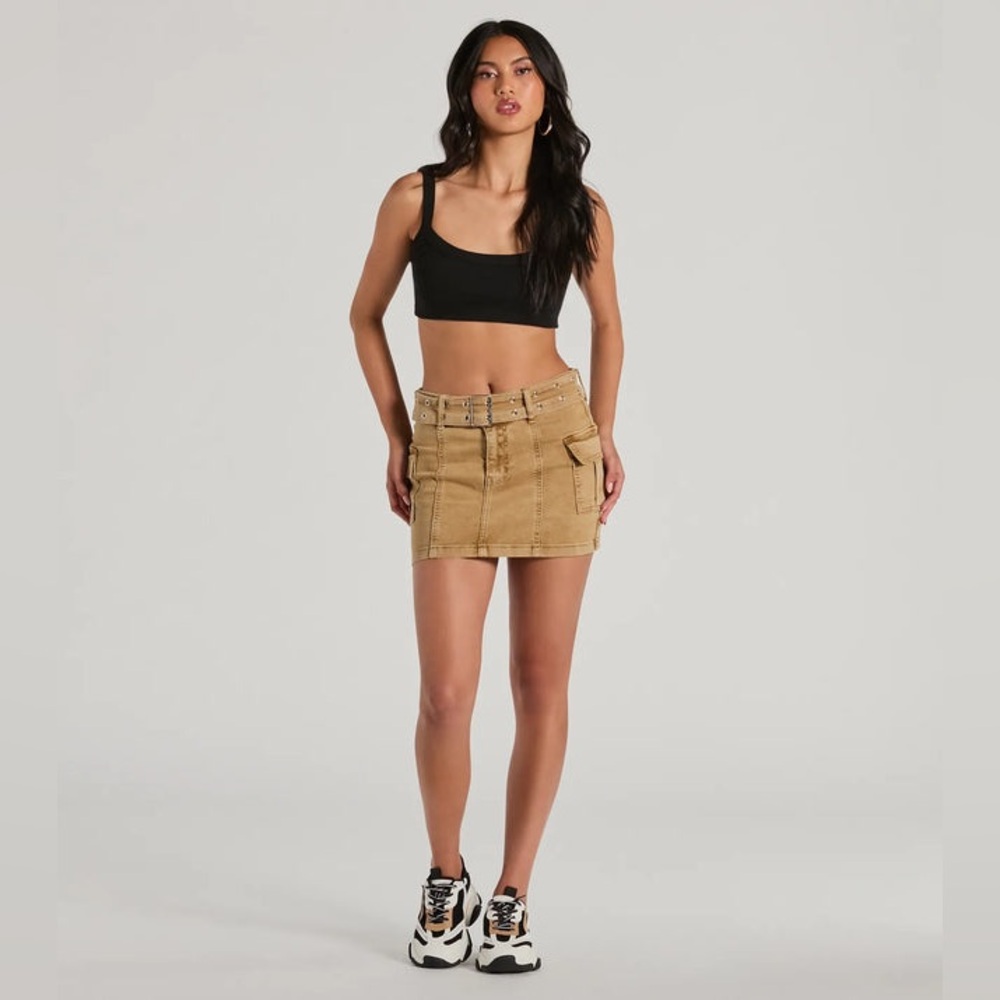 WINDSOR Belted Cargo Mini Skirt - Picture 2 of 7